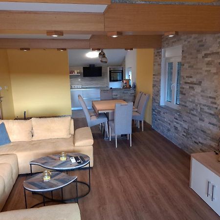 Apartman Vidas Palit Exterior foto