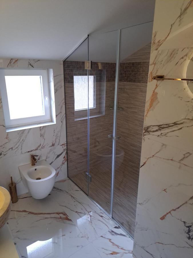 Apartman Vidas Palit Exterior foto