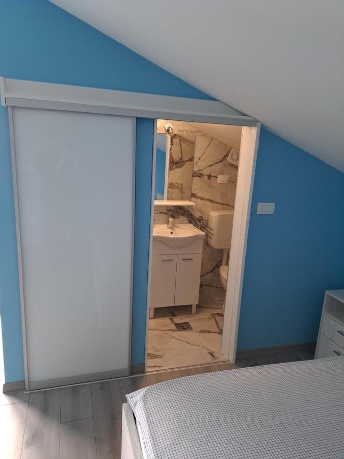 Apartman Vidas Palit Exterior foto